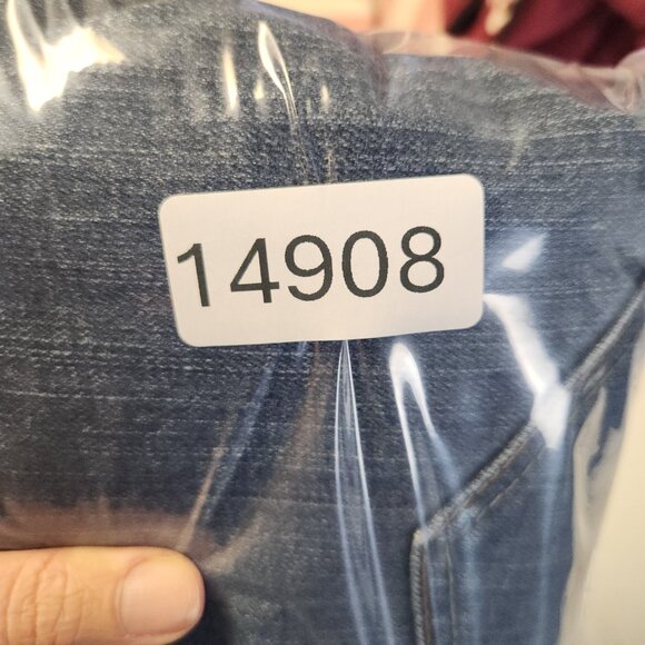 Womens Size 8 Regular Diva Old Navy Jeans Blue Bootcut Classic Mid Rise Stretch - Picture 12 of 12